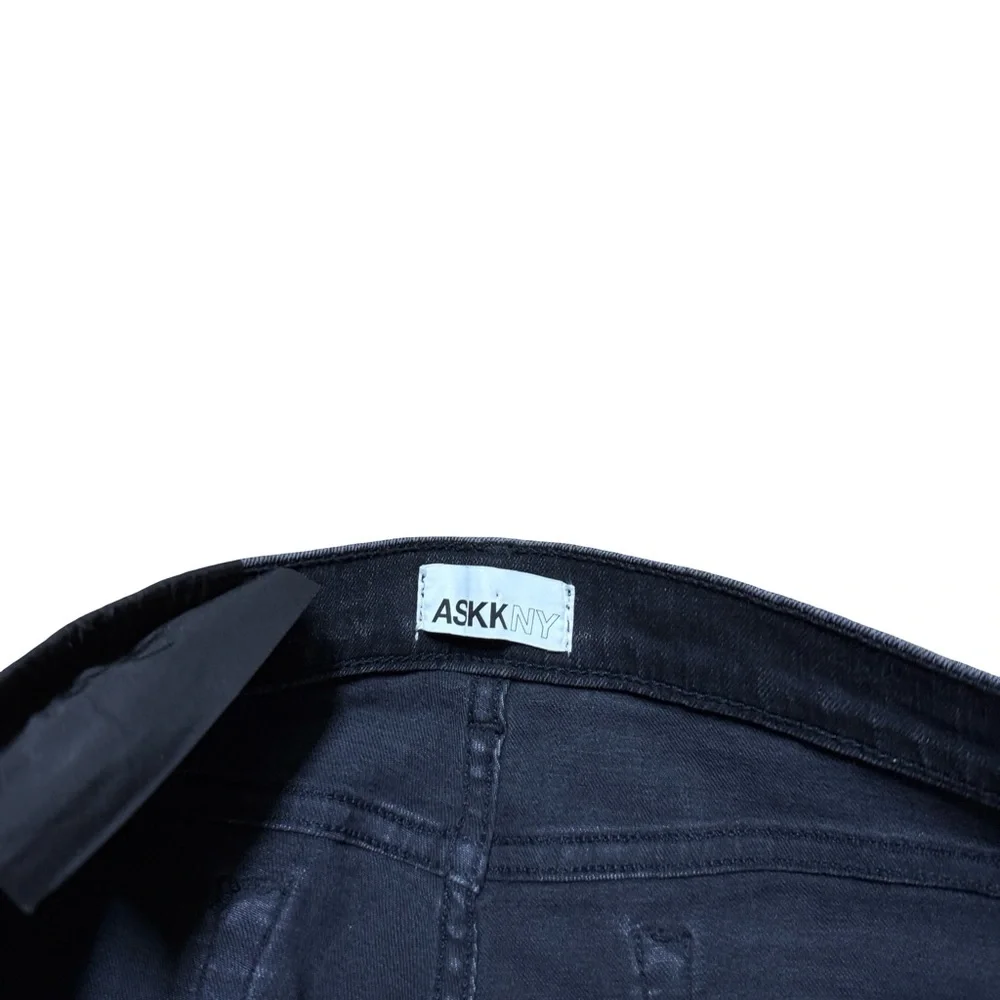 Women’s Brand New ASKK NY Skinny Jax Black Denim Distressed Jeans Size 30